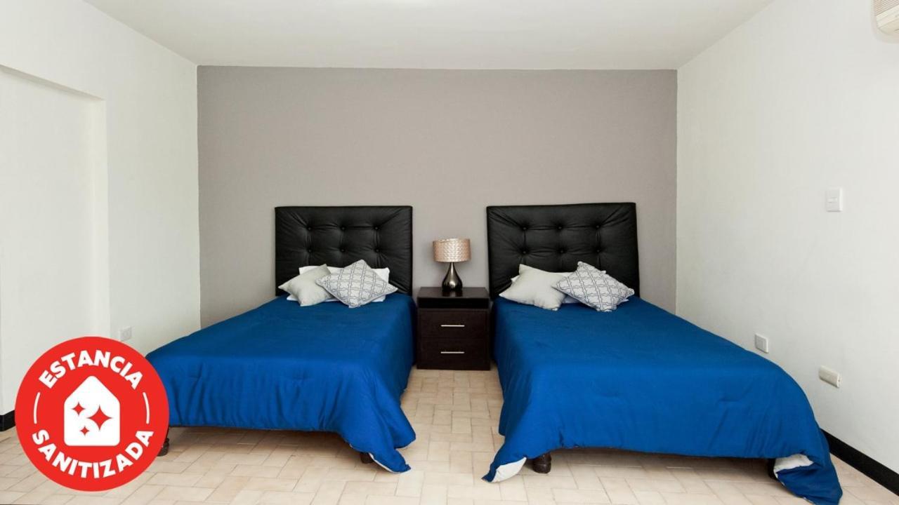 Econosuites Monterrey Ngoại thất bức ảnh