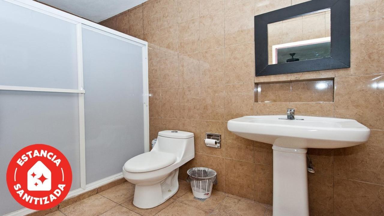 Econosuites Monterrey Ngoại thất bức ảnh