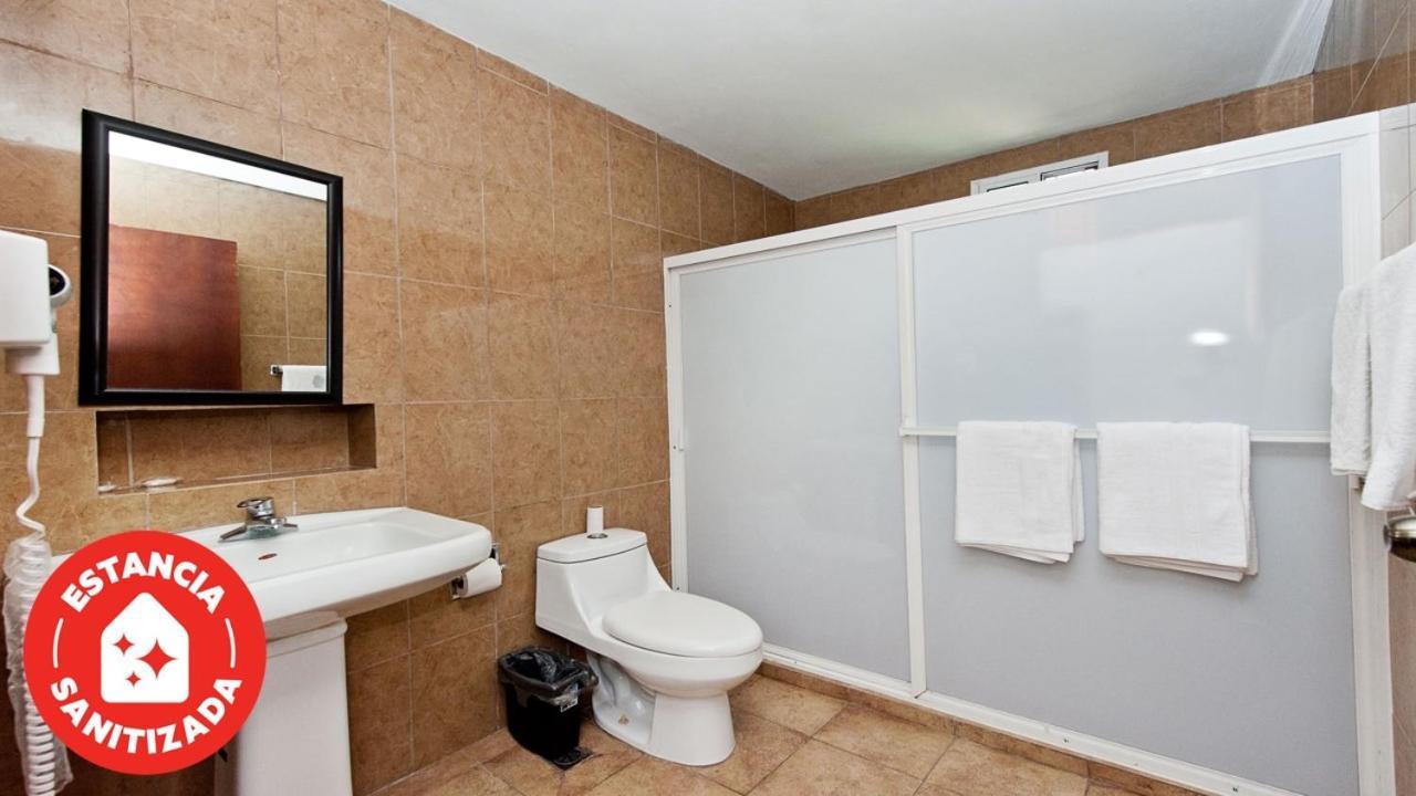Econosuites Monterrey Ngoại thất bức ảnh