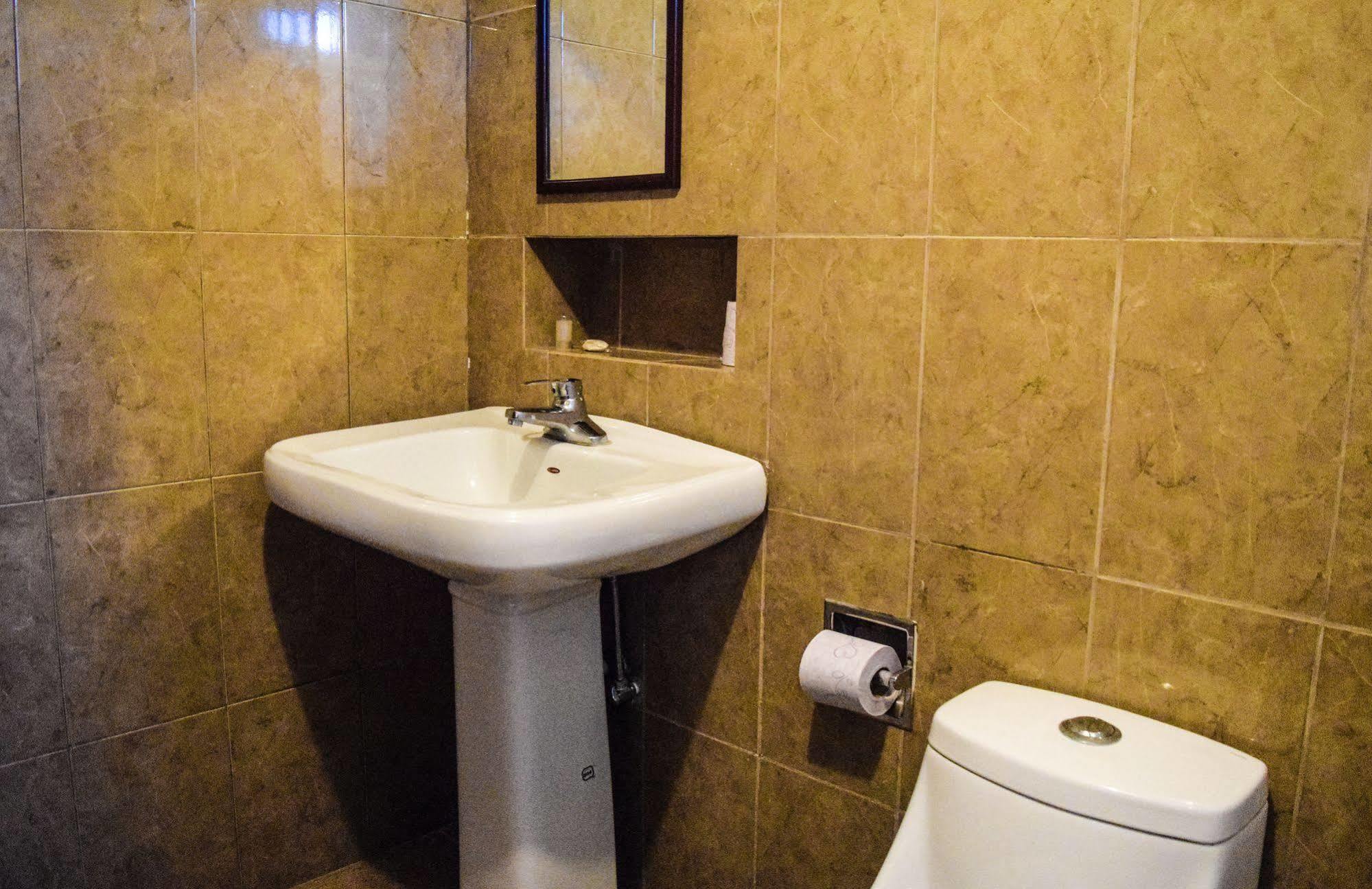 Econosuites Monterrey Ngoại thất bức ảnh