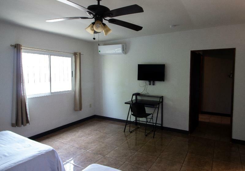Econosuites Monterrey Ngoại thất bức ảnh